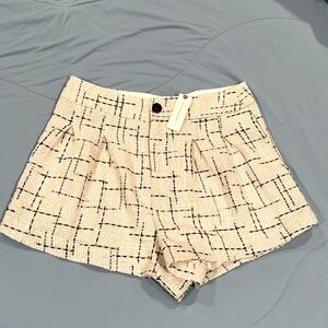 Anthropologie Size 8 Ivory and black checkered Maeve shorts